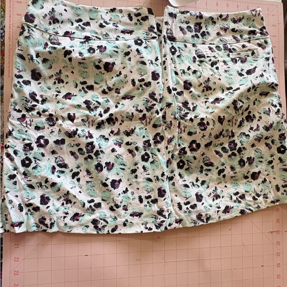 Lady Hagen Mint Leopard Print Pencil Skort XXL